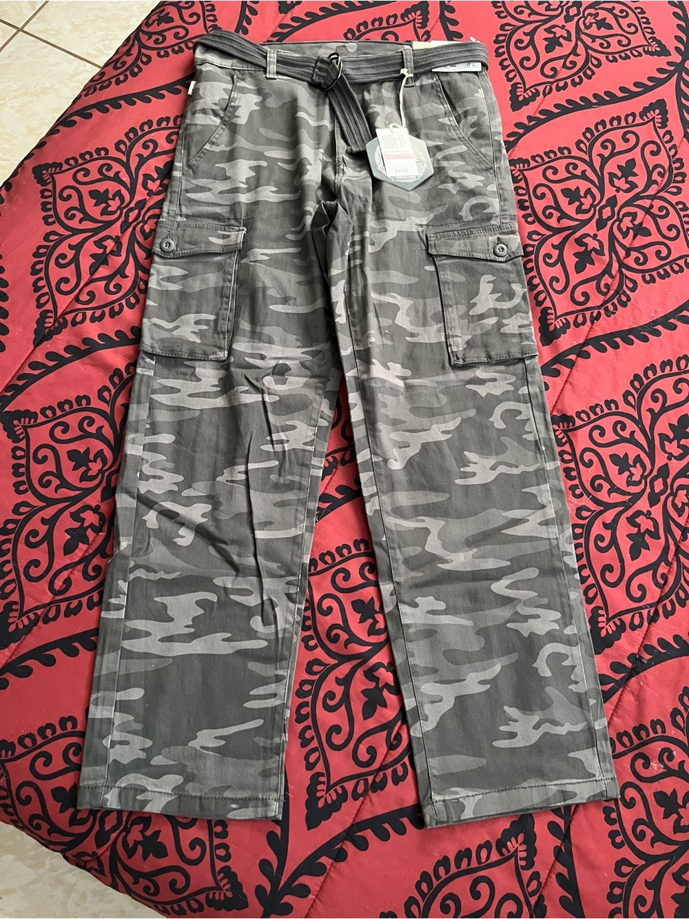 Men's Gray Camo Cargo Pants - Lightweight Tactical Style